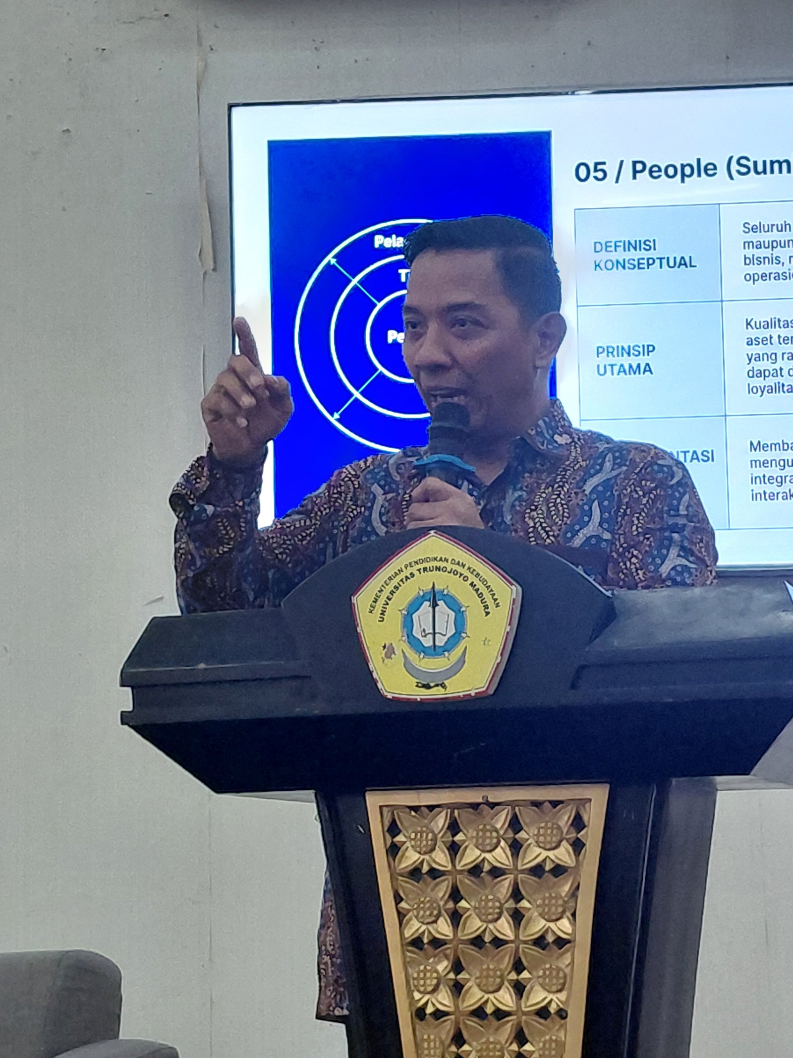 Hadapi Dunia Industri. Fakultas Keislaman UTM Gandeng  PT.INDO BISMAR
